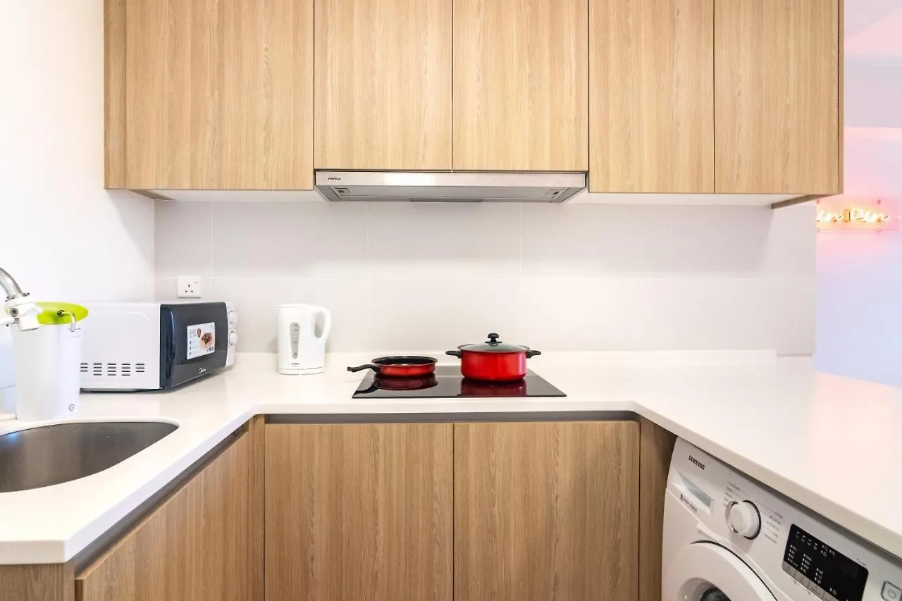 ❈ Tropicana 218 By Alv Suites ❈ George Town Apartment