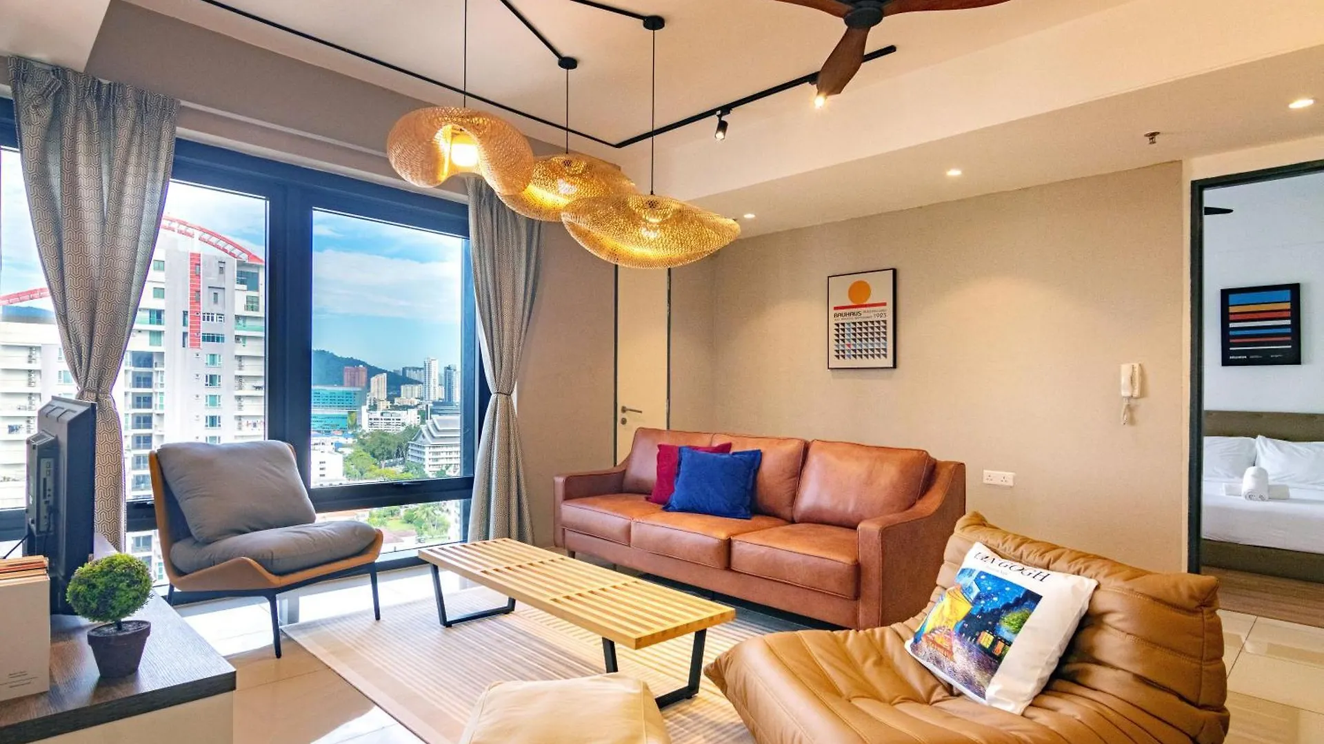Apartment ❈ Tropicana 218 By Alv Suites ❈ George Town